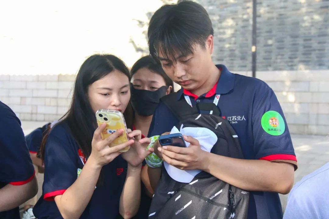 云顶国际一起奔赴山海，领跑未来！